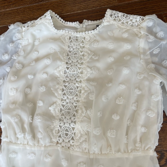 White polkadotted dress size small - Picture 4 of 7